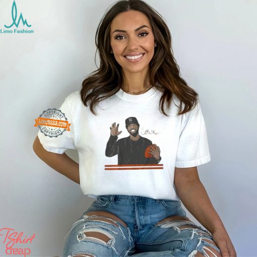 Caleb williams claw pose t shirts