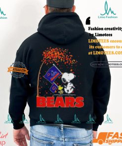 Chicago Bears Snoopy Fan Enjoying The Fall Season T Shirt