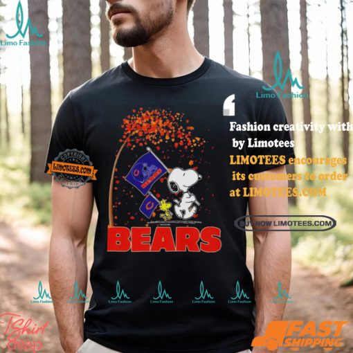 Chicago Bears Snoopy Fan Enjoying The Fall Season T Shirt