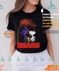 Chicago Bears Snoopy Fan Enjoying The Fall Season T Shirt