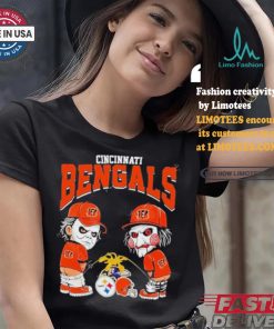 Cincinnati Bengals NFL Halloween Peeing Funny Shirt