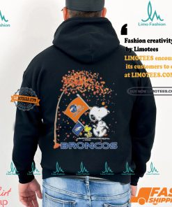 Denver Broncos Snoopy Fan Enjoying The Fall Season T Shirt