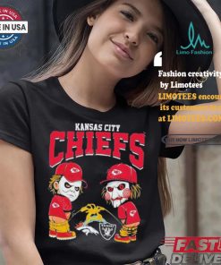 Kansas City Chiefs NFL Halloween Peeing Funny Shirt