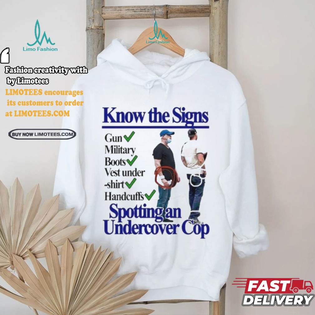 Know The Signs Gun Military Boots Vest Under Shirt Know The Signs Gun Military Boots Vest Under Shirt