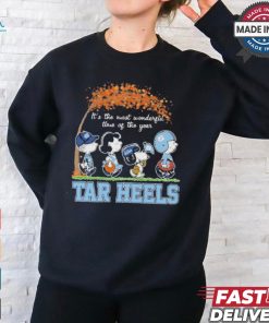 Logo Tar Heels Snoopy Fall It’s Most Wonderful Time Of The Year Shirt