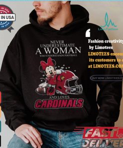 Louisville Cardinals x Minnie Mouse Never Underestimate A Woman Who Understands Football shirt