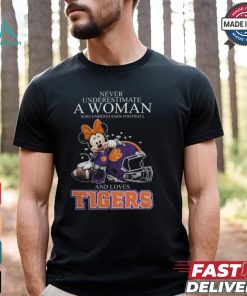 Never Underestimate A Woman Who Understands Football And Loves Clemson Tigers x Minnie Mouse T Shirt