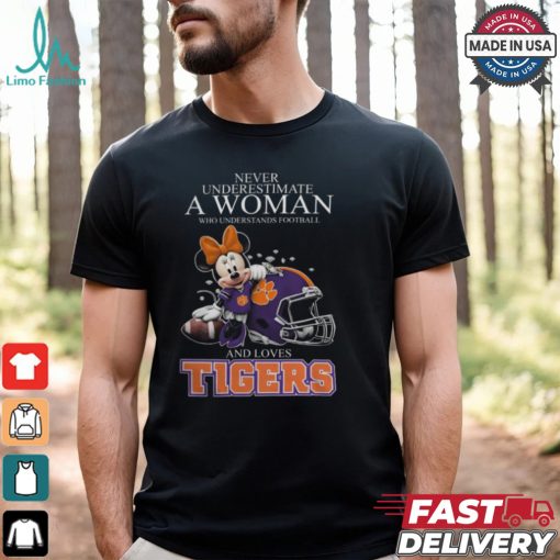 Never Underestimate A Woman Who Understands Football And Loves Clemson Tigers x Minnie Mouse T Shirt