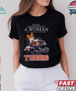 Never Underestimate A Woman Who Understands Football And Loves Clemson Tigers x Minnie Mouse T Shirt