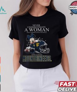 Never Underestimate A Woman Who Understands Football And Loves West Virginia Mountaineers x Minnie Mouse T Shirt