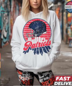 New England football team Skyline helmet T Shirt