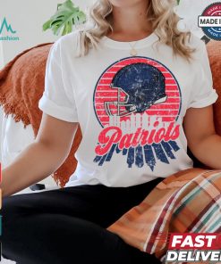 New England football team Skyline helmet T Shirt