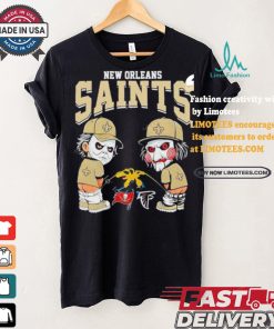 New Orleans Saints NFL Halloween Peeing Funny Shirt