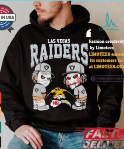 Oakland Raiders NFL Halloween Peeing Funny Shirt