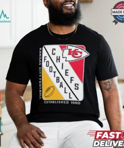 Official Kansas City Chiefs Starter Shield Logo T Shirt Official Kansas City Chiefs Starter Shield Logo T Shirt