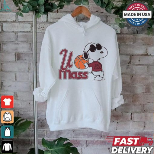 Official Peanuts x UMass Snoopy Basketball t shirt