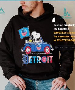 Official Snoopy And Woodstock Driving Car Detroit Sports Teams Flag T Shirt