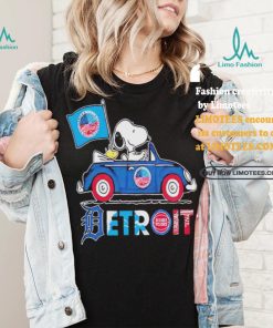 Official Snoopy And Woodstock Driving Car Detroit Sports Teams Flag T Shirt