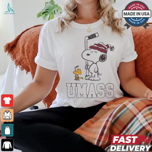 Official Snoopy And Woodstock Peanuts x UMass Hockey Anthem t shirt