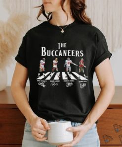 Official The Tampa Bay Buccaneers Abbey Road Mike Alstott Ronde Barber Derrick Brooks and Warren Sapp Signatures Shirt