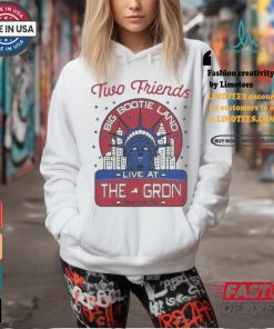 Official Two friends statue of liberty T shirt