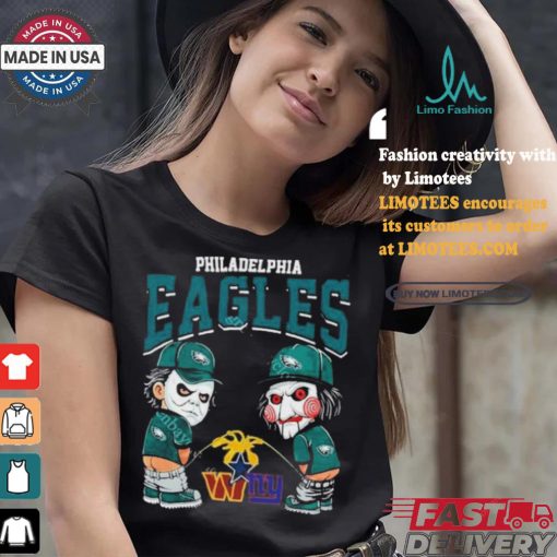 Philadelphia Eagles NFL Halloween Peeing Funny Shirt