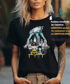 Philadelphia Eagles X Peanuts Snoopy And Charlie Brown Watching Skyline Shirt