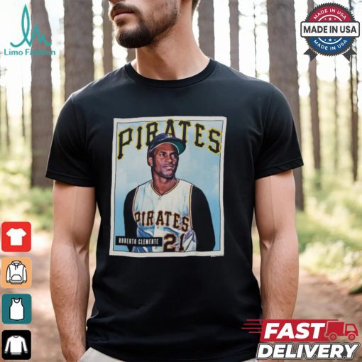 Roberto Clemente Black Pittsburgh Pirates Collectors Connection T Shirt