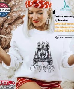 Skeletons sit on Jeep American flag Halloween shirt