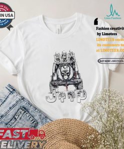 Skeletons sit on Jeep American flag Halloween shirt