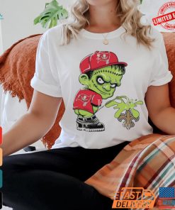 Tampa Bay Buccaneers Frankenstein pissing on New Orleans Saints Shirt