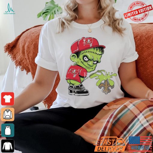 Tampa Bay Buccaneers Frankenstein pissing on New Orleans Saints Shirt