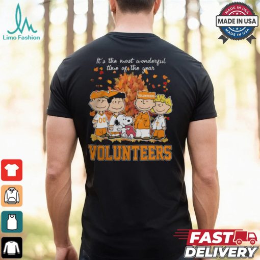 Tennessee Volunteers Peanuts Characters Autumn It’s The Most Wonderful Time Of The Year Shirt