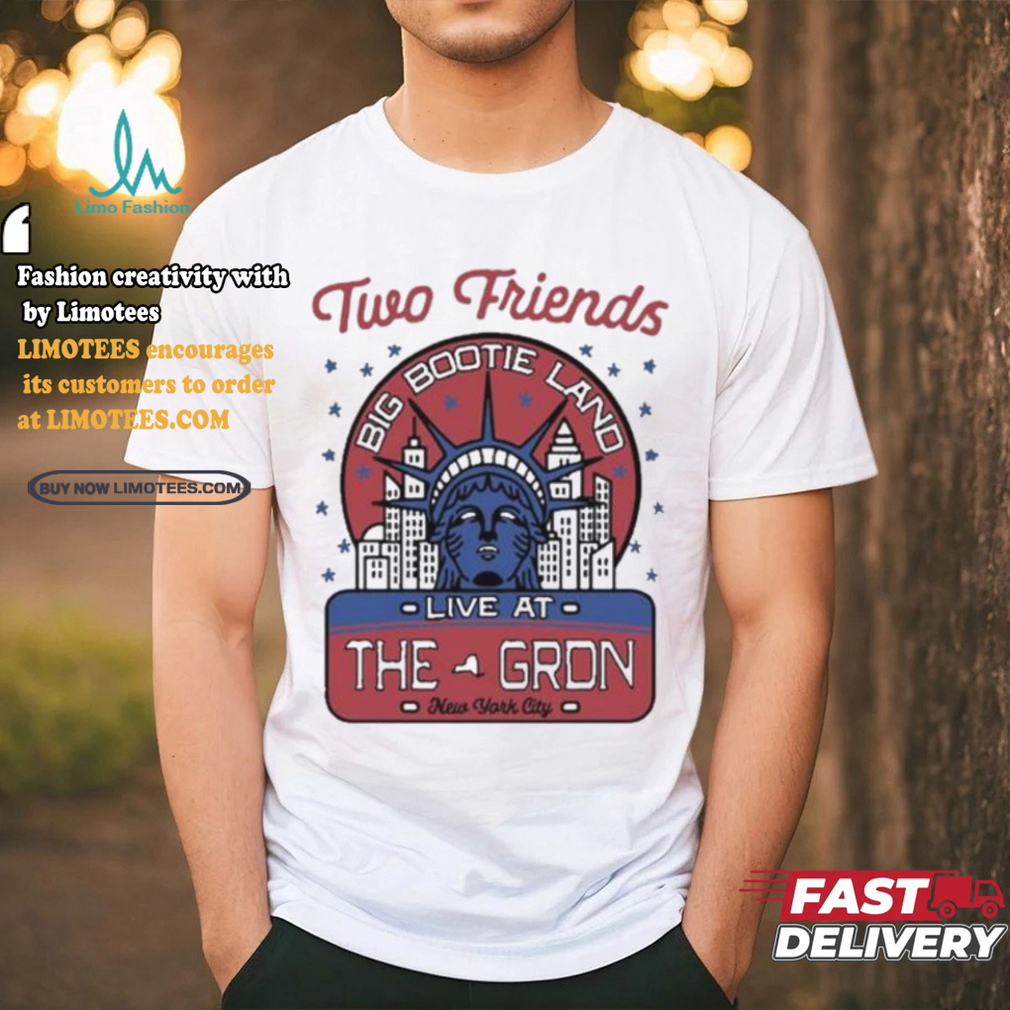 Two Friends Statue Of Liberty Live At New York City T shirt Two Friends Statue Of Liberty Live At New York City T shirt