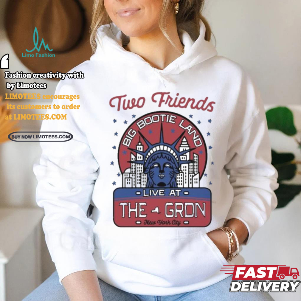 Two Friends Statue Of Liberty Live At New York City T shirt Two Friends Statue Of Liberty Live At New York City T shirt