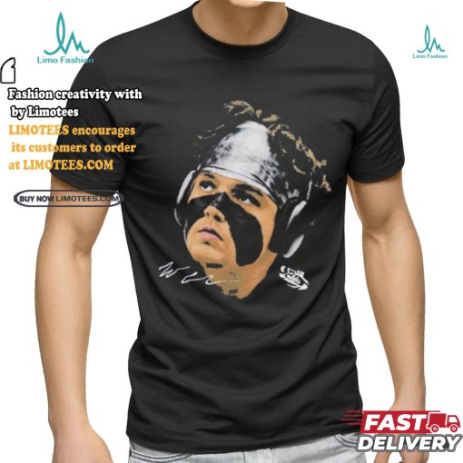 Will Campbell head signature locked in shirt