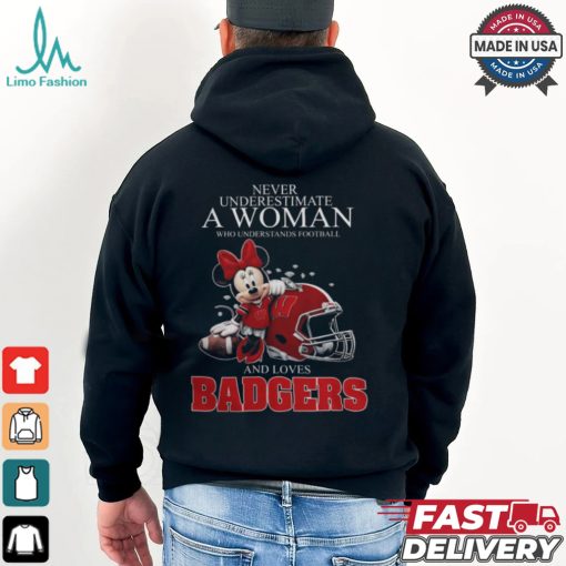 Wisconsin Badgers x Minnie Mouse Never Underestimate A Woman Who Understands Football And Loves Shirt