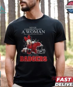 Wisconsin Badgers x Minnie Mouse Never Underestimate A Woman Who Understands Football And Loves Shirt