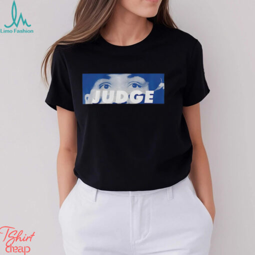 Aaron Judge eyes New York shirt