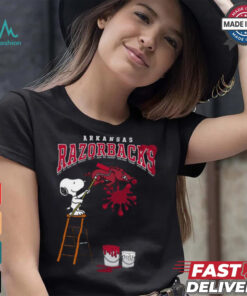 Arkansas Razorbacks Snoopy Painting Shirt