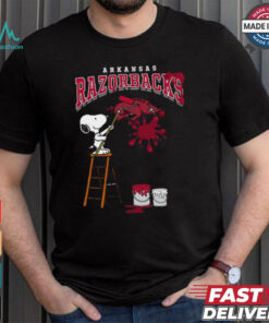 Arkansas Razorbacks Snoopy Painting Shirt
