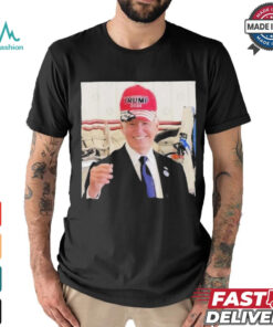 Biden Wearing Trump Maga Hat T Shirt