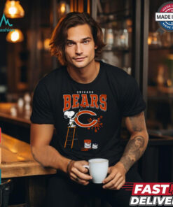 Chicago Bears Snoopy Painting Shirt