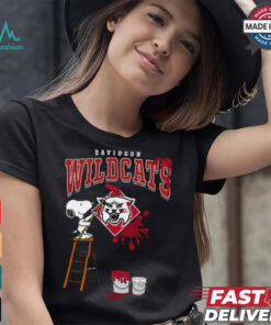 Davidson Wildcats Snoopy Painting Shirt