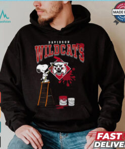 Davidson Wildcats Snoopy Painting Shirt
