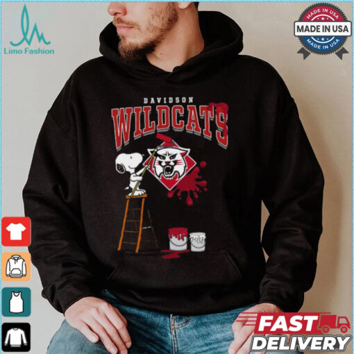 Davidson Wildcats Snoopy Painting Shirt