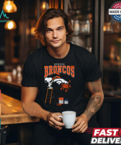 Denver Broncos Snoopy Painting Shirt