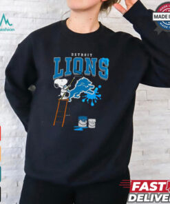 Detroit Lions Snoopy Painting Shirt, hoodie, sweater, long sleeve and tank top Detroit Lions Snoopy Painting Shirt