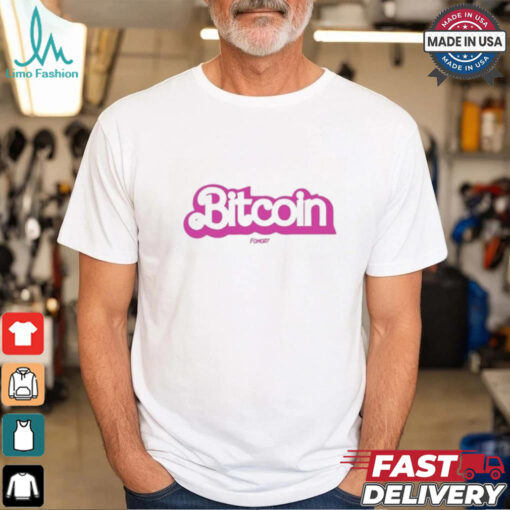 Hannah Hughes Wearing Bitcoin Fom021 Barbie Shirt