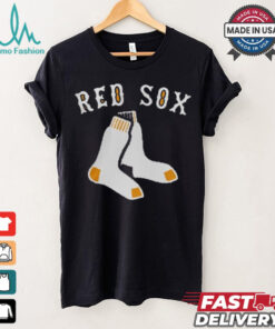 Honoring childhood cancer awareness month x boston red sox shirt, hoodie, sweater, long sleeve and tank top Honoring childhood cancer awareness month x boston red sox shirt